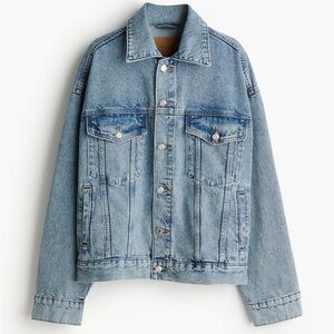 H&M Classic Denim Trucker Jacket in Medium Wash, Size Medium